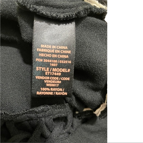 Ella Moss womens blouse Rayon size XS cutout bottom keyhole back sleeveless - Picture 9 of 9